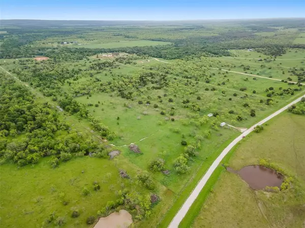 3072 Crawford Lane, Graford, TX 76449