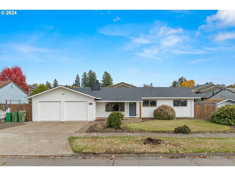 1229 N PENNINGTON DR, Newberg, OR 97132