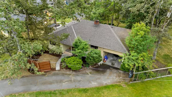 Saanich, BC V8P 1P3,1587 Sonria Pl