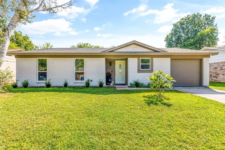 3026 Sandra Lane, Rowlett, TX 75088