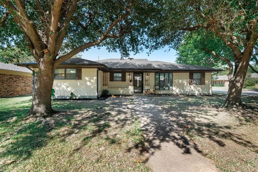 801 W Pelton Street, Sherman, TX 75092