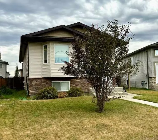 Lethbridge, AB T1J 0L4,143 Mt Sundance Crescent West