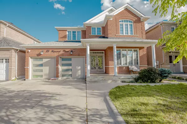 33 Hopecrest PL, Brampton, ON L6R 2V1