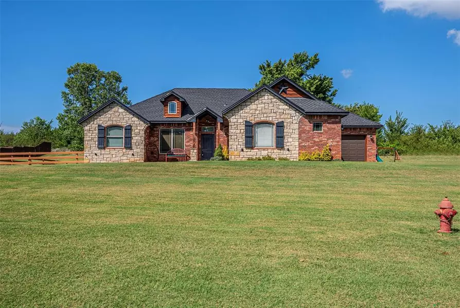 3869 N Rockwell Avenue, Blanchard, OK 73010