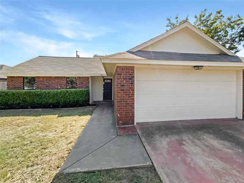 841 Hillside Drive, Cedar Hill, TX 75104