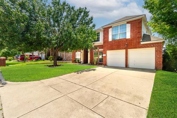 7412 Summer Meadows Drive, Fort Worth, TX 76123