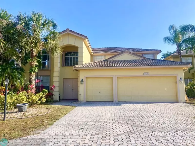 12620 Little Palm Ln, Boca Raton, FL 33428