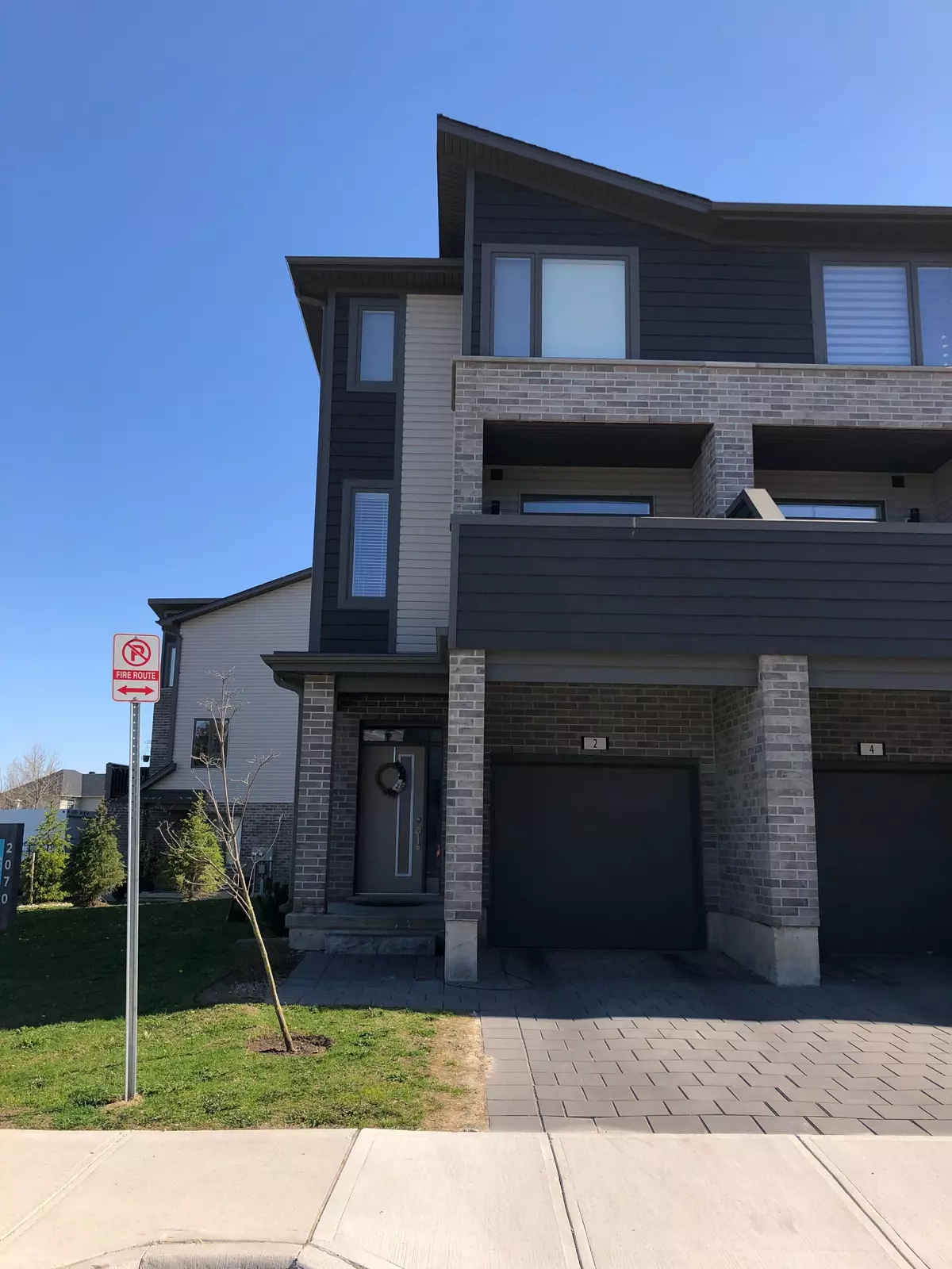 London, ON N6M 0H5,2070 Meadowgate BLVD #2