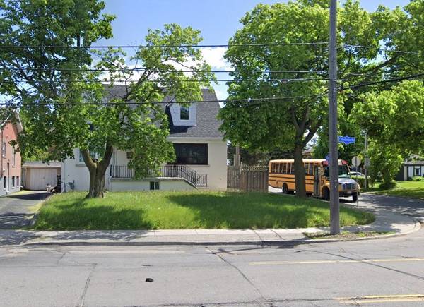 999 Caledonia RD #Bsmt, Toronto W04, ON M6E 4P5