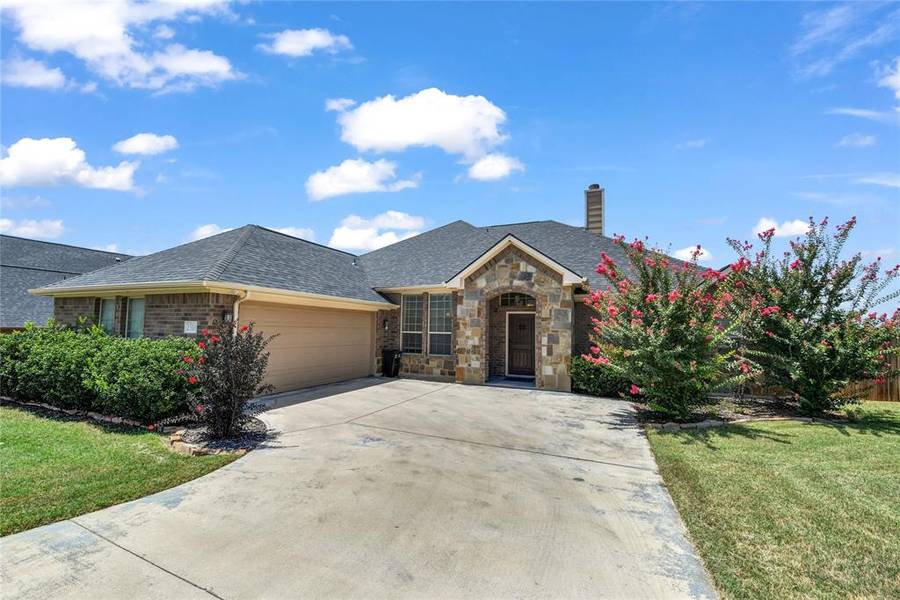 2318 Trace Ridge Drive, Weatherford, TX 76087