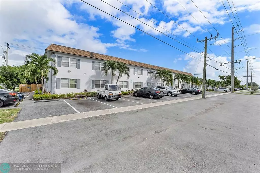 Pompano Beach, FL 33060,395 SW 15th St  #20