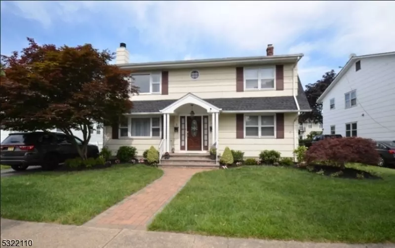 73 Cloverdale Rd, Clifton City, NJ 07013