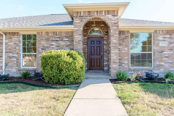 1550 Reynolds Street, Lancaster, TX 75134