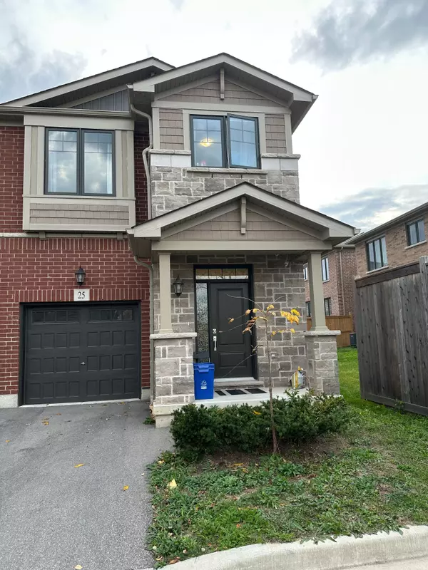 25 Pelican LN, Hamilton, ON L8K 5J3