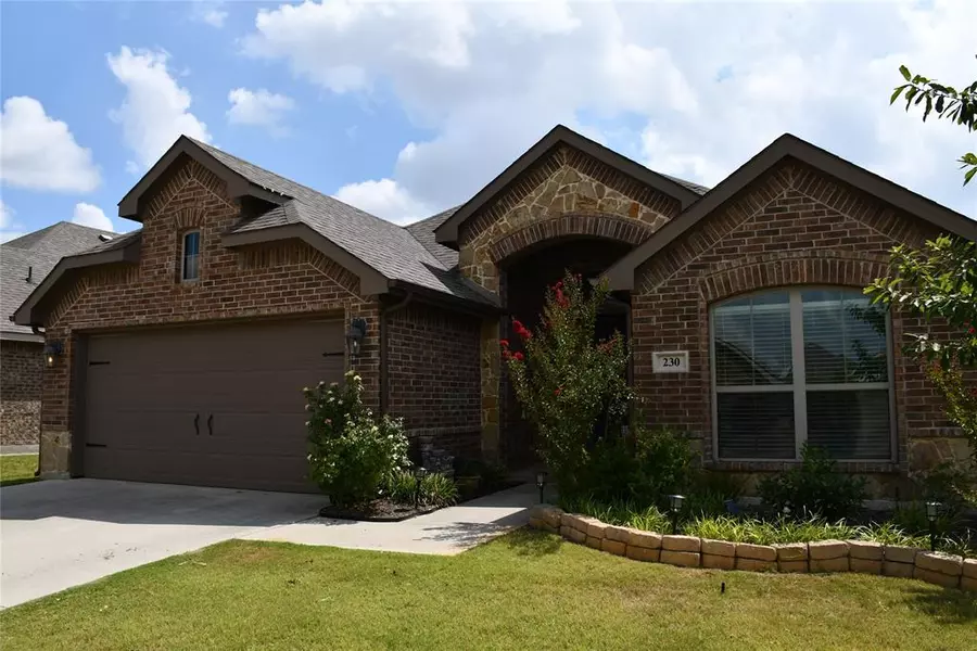 230 Valley View Drive, Waxahachie, TX 75167