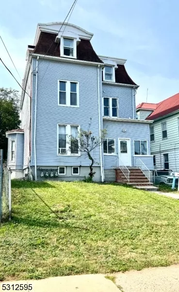 408 West End Ave, Elizabeth City, NJ 07202