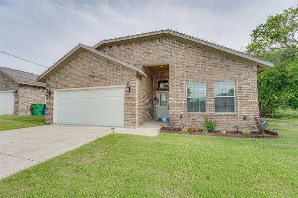 3018 Spencer Street, Greenville, TX 75401