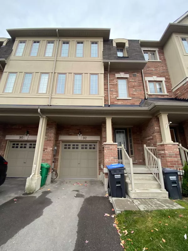 92 New Pines TRL, Brampton, ON L6Z 0B1