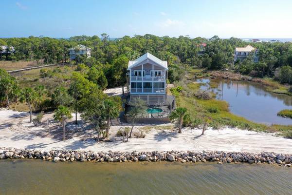 2123 Blue Heron Trl, St. George Island, FL 32328