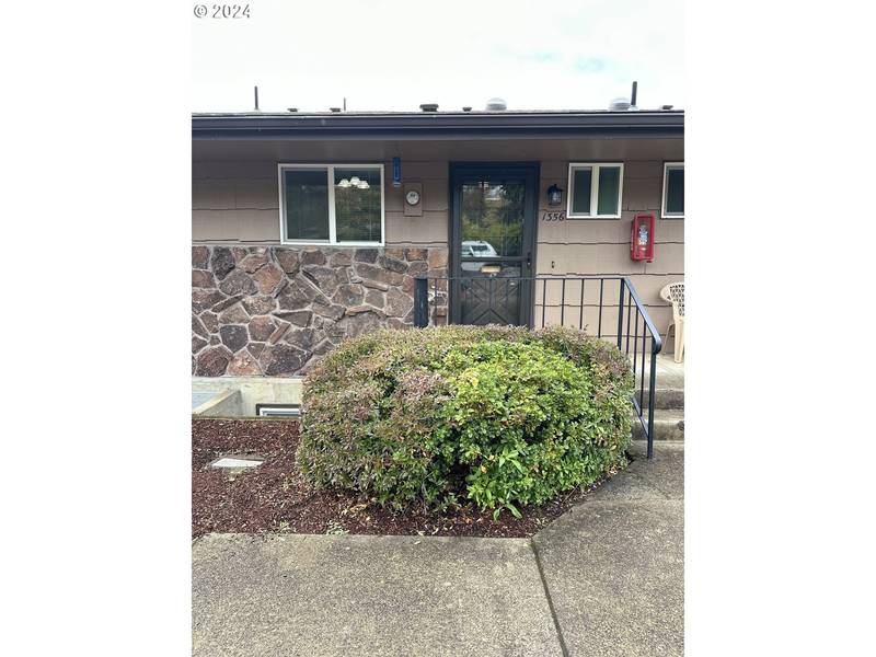 1356 SE COURT AVE, Roseburg, OR 97470