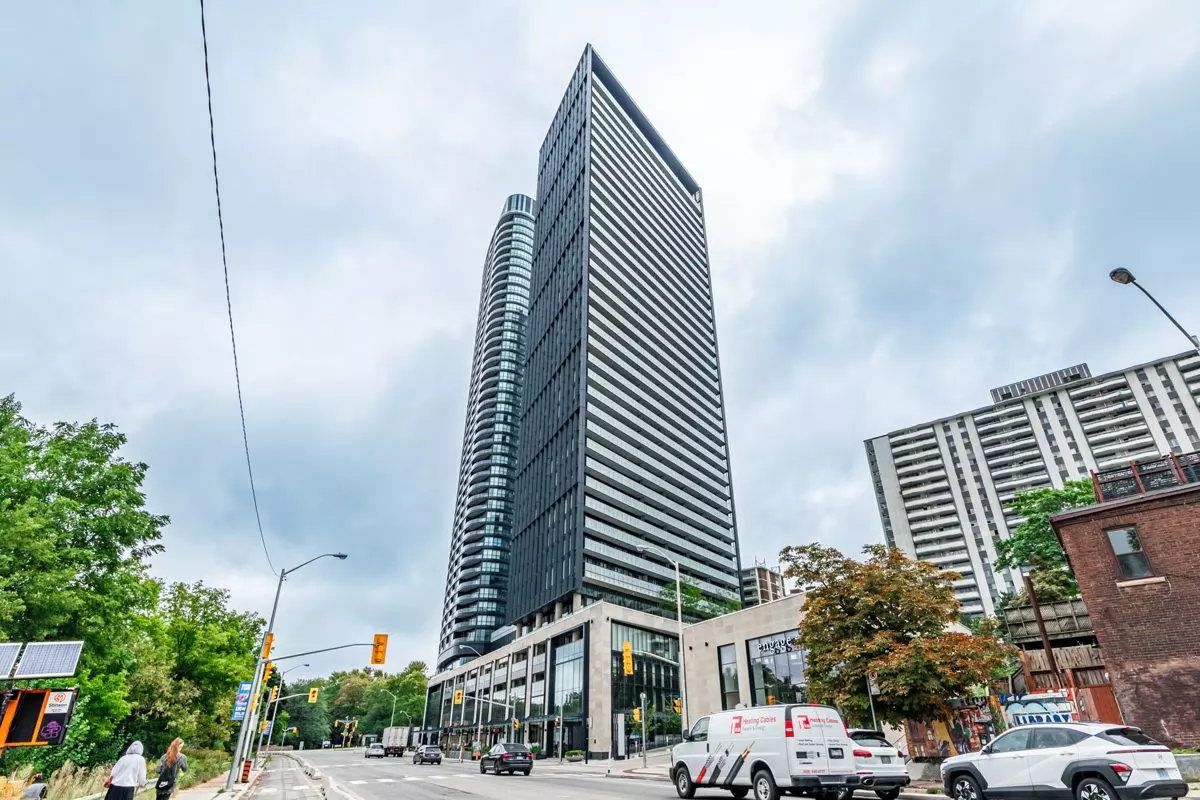 Toronto C08, ON M4W 0B2,575 Bloor ST E #1106