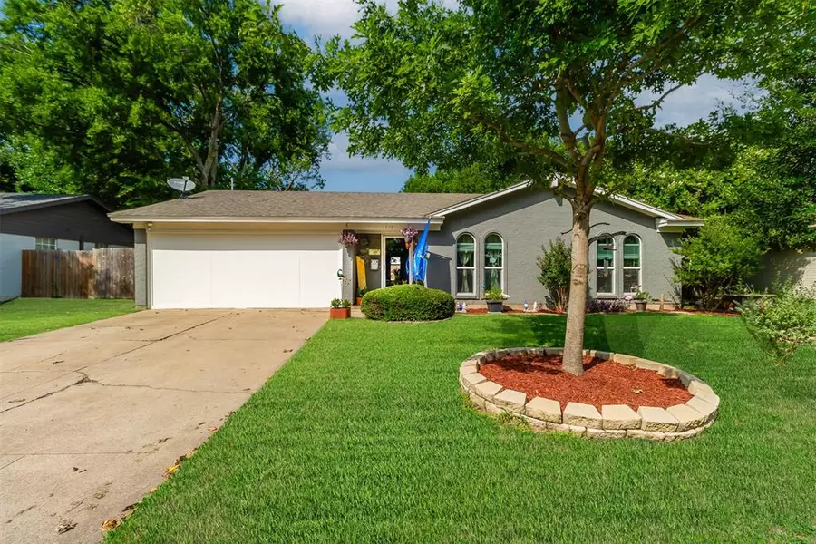 116 Suzanne Terrace, Burleson, TX 76028