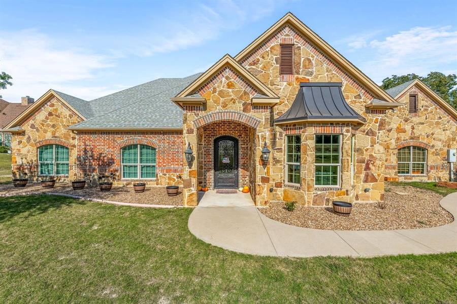 301 Arapahoe Ridge, Weatherford, TX 76087