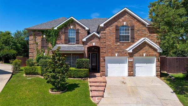 2330 Bay Lakes Court, Arlington, TX 76016