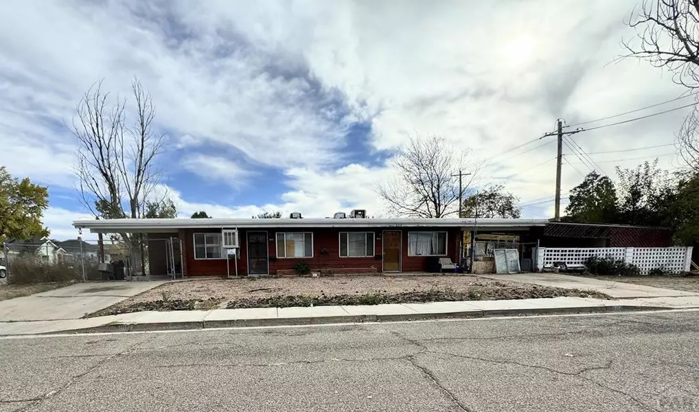 802-804 Logan Ave, Pueblo, CO 81004