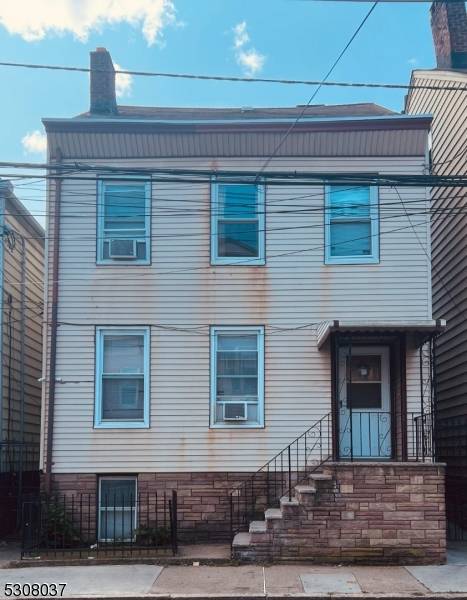 222 Walnut St, Newark City, NJ 07105