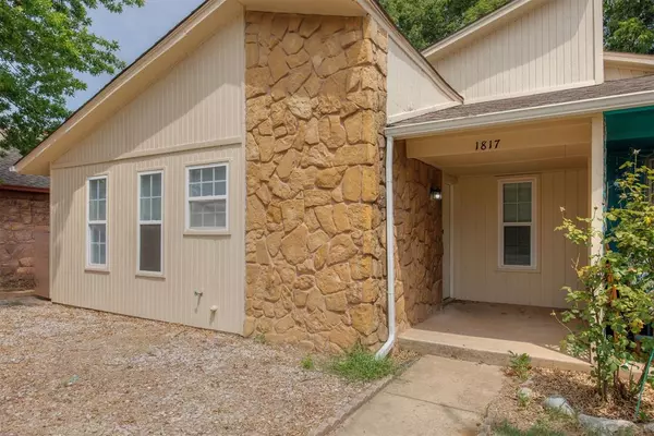 Norman, OK 73071,1817 Southcrest Drive