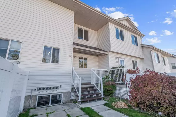 Red Deer, AB T4R 3B6,33 Donlevy AVE #151