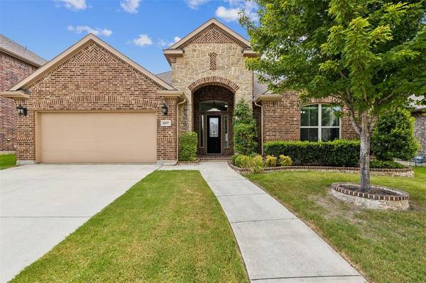 6837 San Fernando Drive, Fort Worth, TX 76131