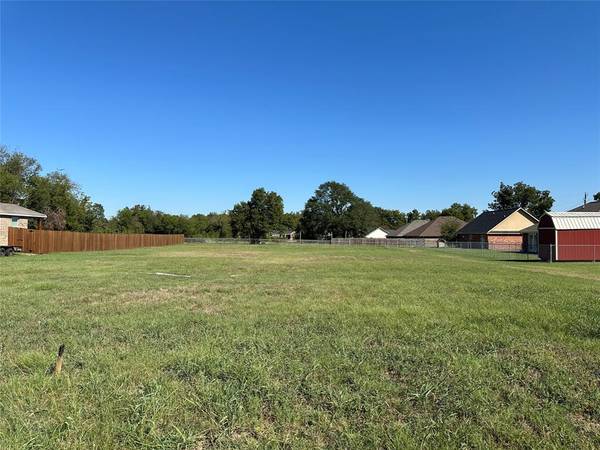 TBD Lot 2R Crenshaw Street, Terrell, TX 75160