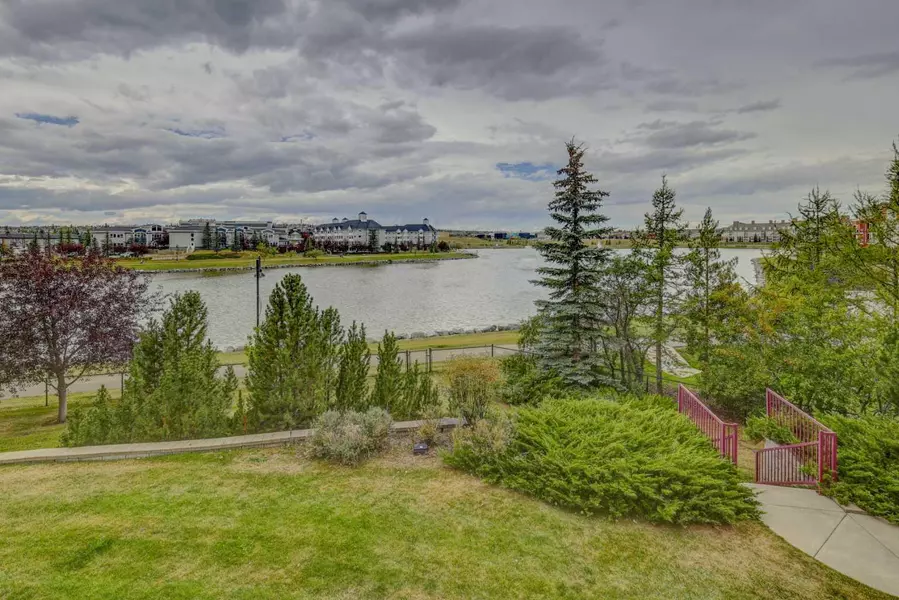 8 Country Village Bay Northeast #205, Calgary, AB T3K 5J7