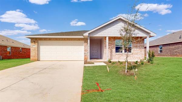 513 Jameson,  Springtown,  TX 76082