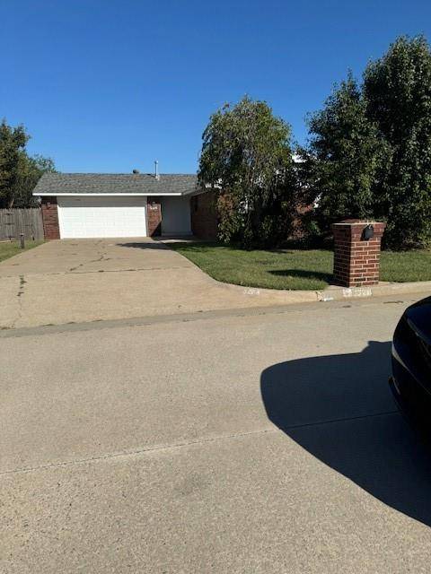 2721 S David Drive, El Reno, OK 73036