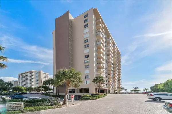 Lauderdale By The Sea, FL 33062,2000 S Ocean Blvd  #11B