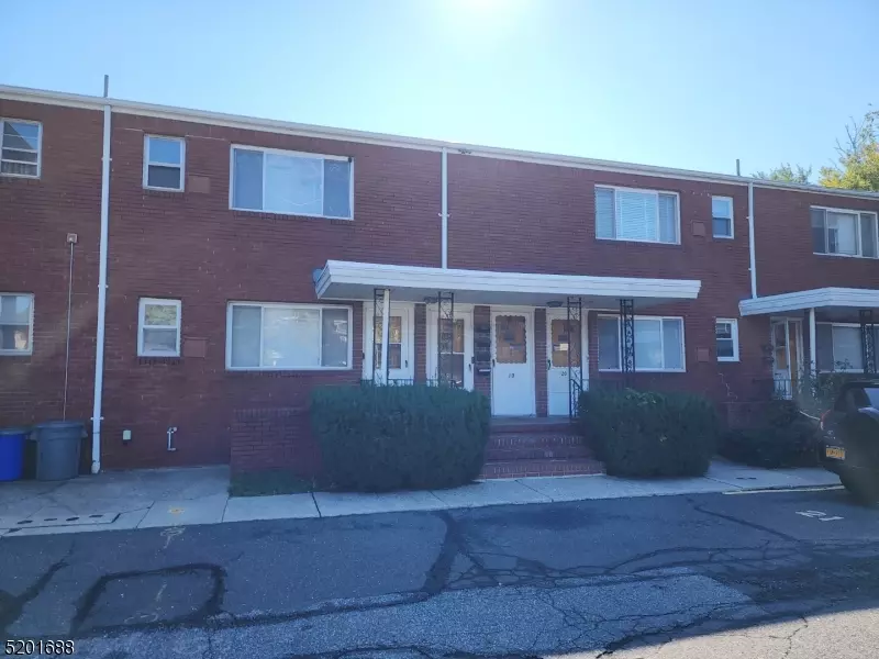 262-280 Chamberlain Ave #17, Paterson City, NJ 07502