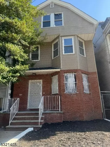 166 Seymour Ave, Newark City, NJ 07108