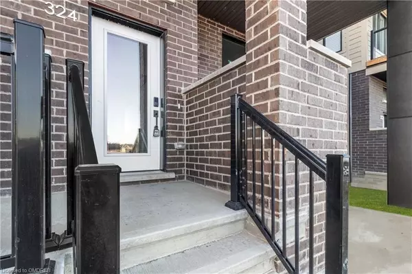 Barrhaven, ON K2J 7G7,324 CATSFOOT WALK