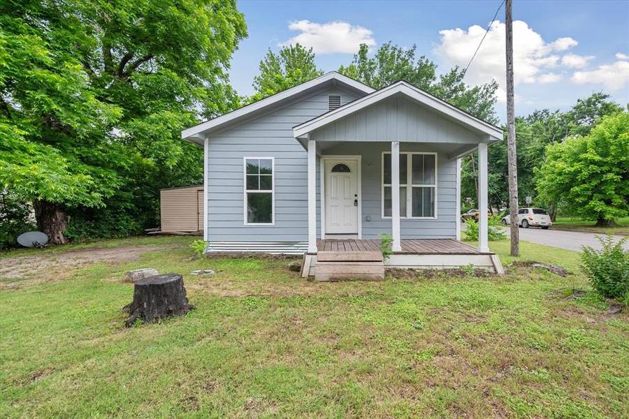 1719 W 13th Avenue, Corsicana, TX 75110