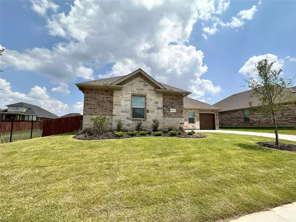 Arlington, TX 76002,1310 Axis Deer Road