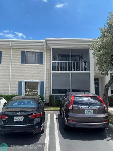 140 Cypress Club Dr  #431, Pompano Beach, FL 33060