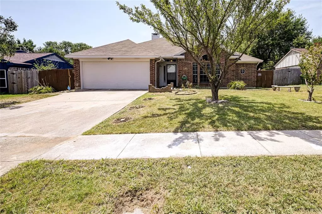 Arlington, TX 76018,1422 Caplin Drive