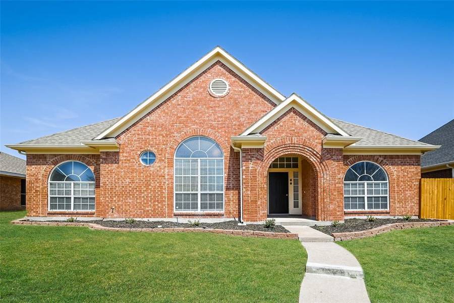 8117 Eagle Drive, Rowlett, TX 75088