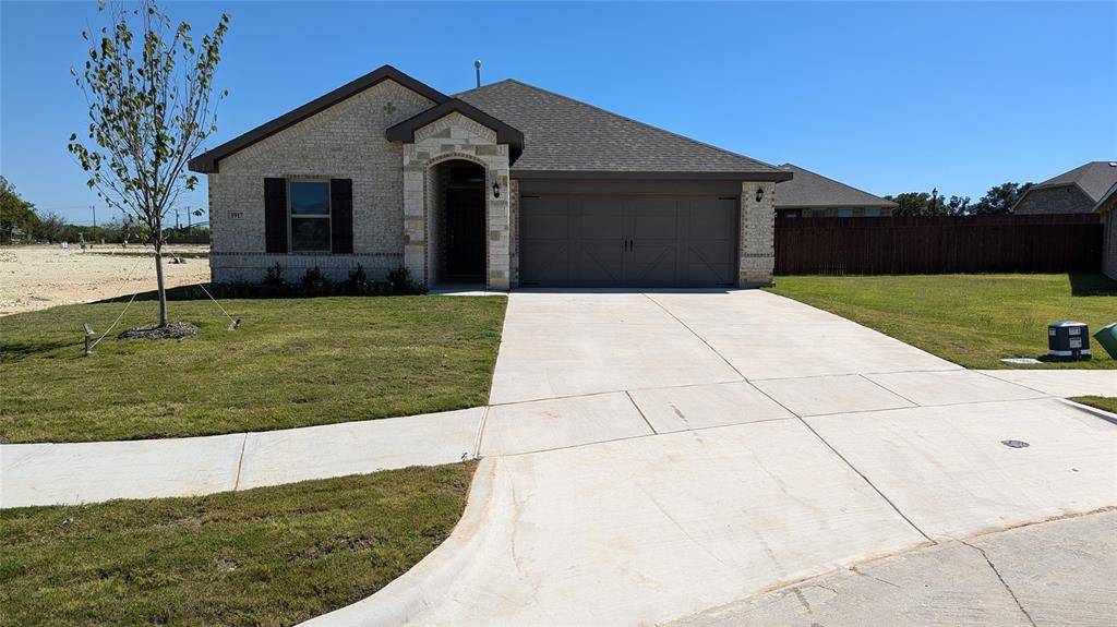 1917 Cheyenne Drive, Cleburne, TX 76033