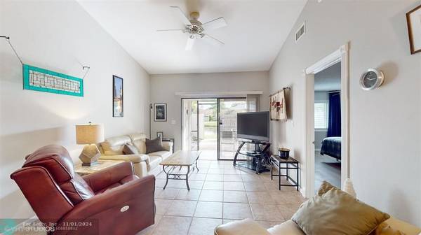 Oakland Park, FL 33309,3092 S Oakland Forest Dr  #1806