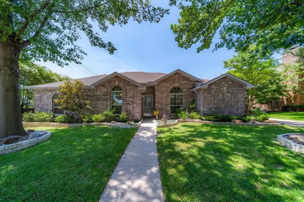 Rowlett, TX 75088,8518 Bridgewater Drive