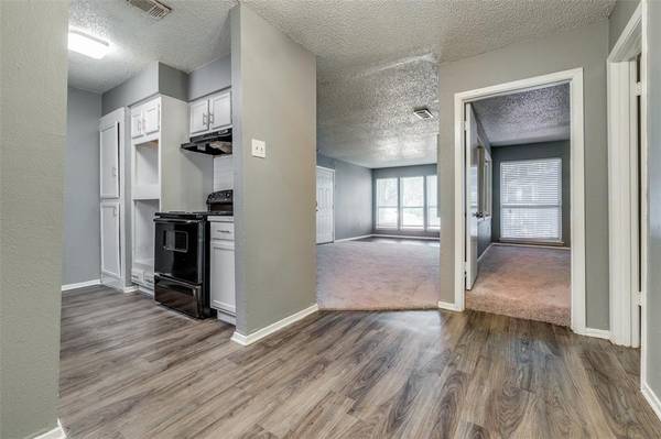 Dallas, TX 75243,9696 Walnut Street #1707